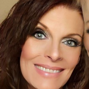 Meet your Posher, Asha